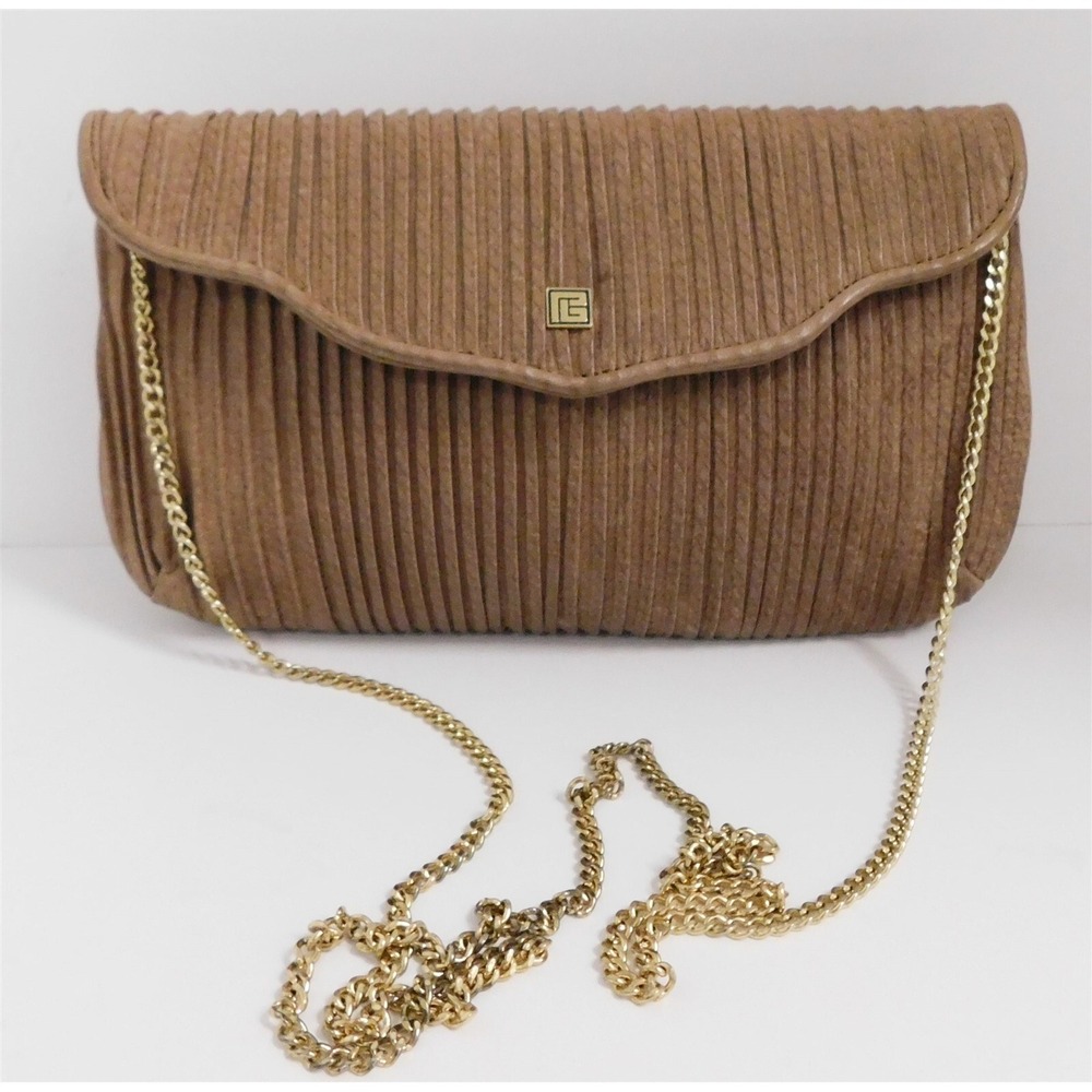 Pierre Balmain Vintage Tan Pleated Leather Gold Chain Crossbody Clutch Bag